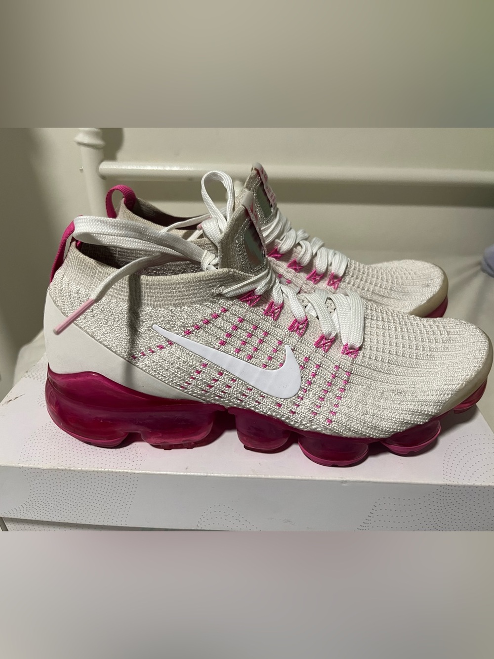 Nike Air VaporMax Flyknit 3 Phantom-White-Fuchsia Pink size 7.5